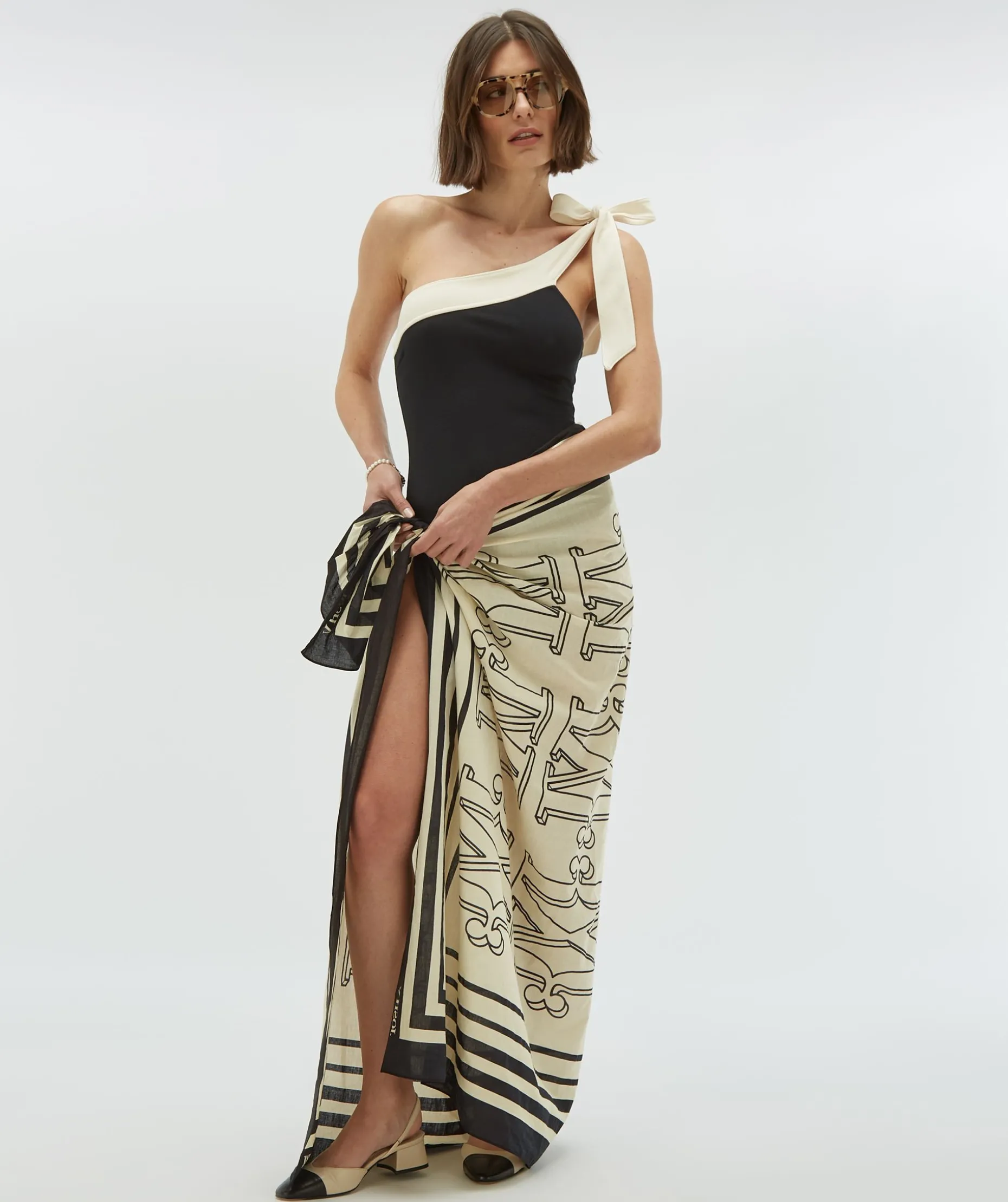 AZINE badpak met strikbandje - black creme white