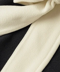 AZINE badpak met strikbandje - black creme white