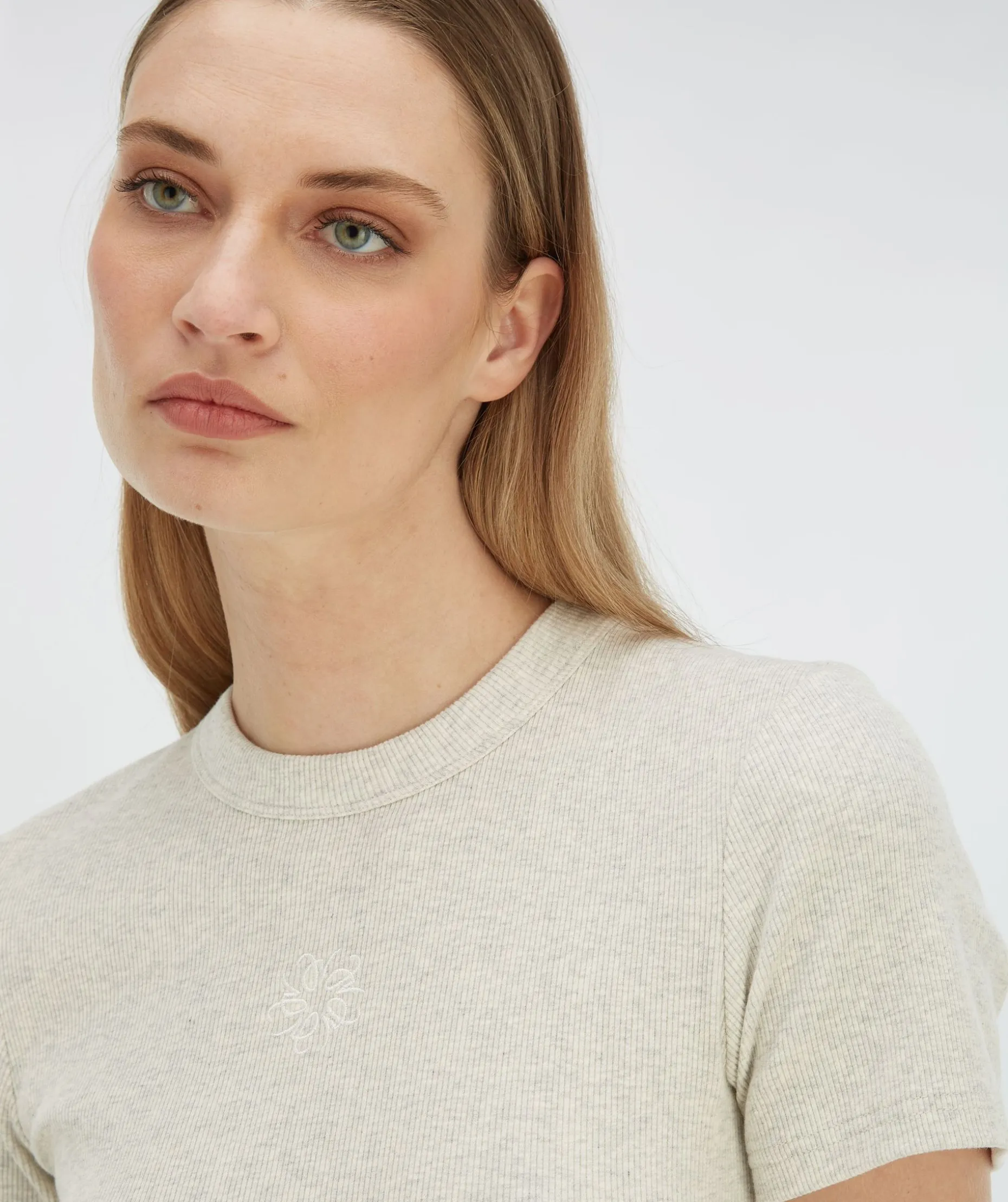 CODY fitted T-shirt met logo - ecru melange