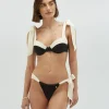 KALILA bikinitop met voorgevormde cups - black creme white