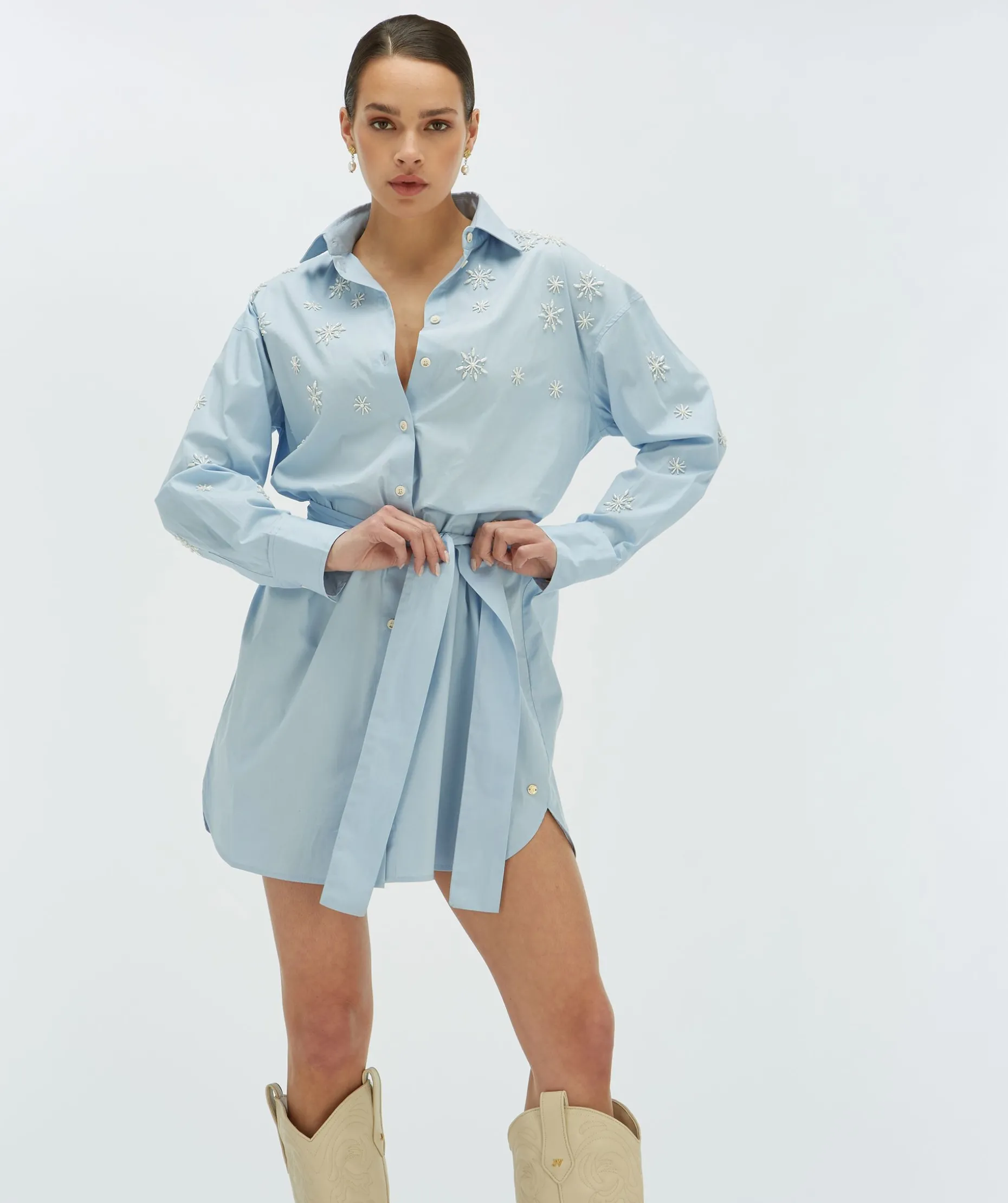 LINE oversized jurk met sierstenen - sky blue