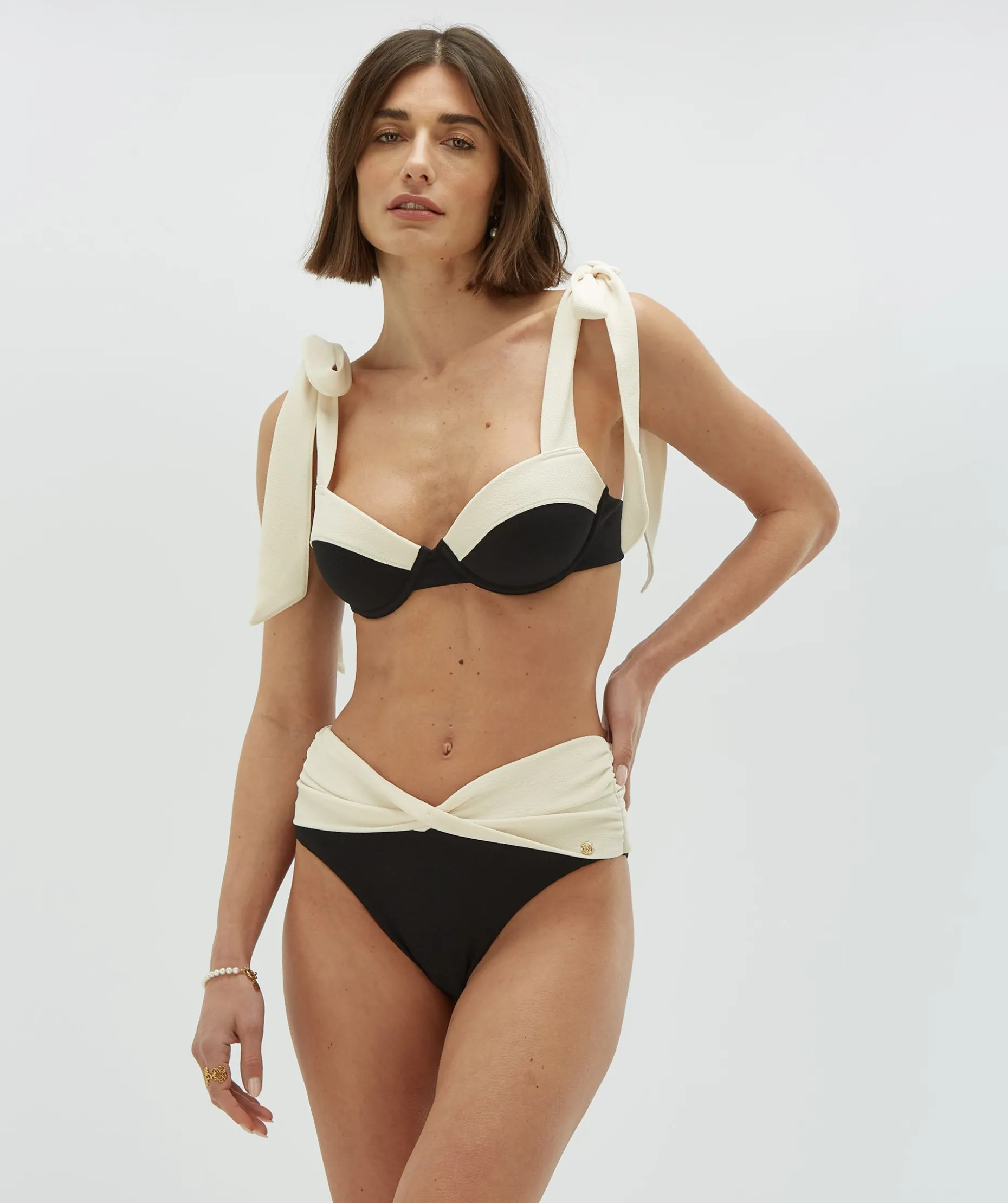LOTUS high waist bikinibroekje - black creme white