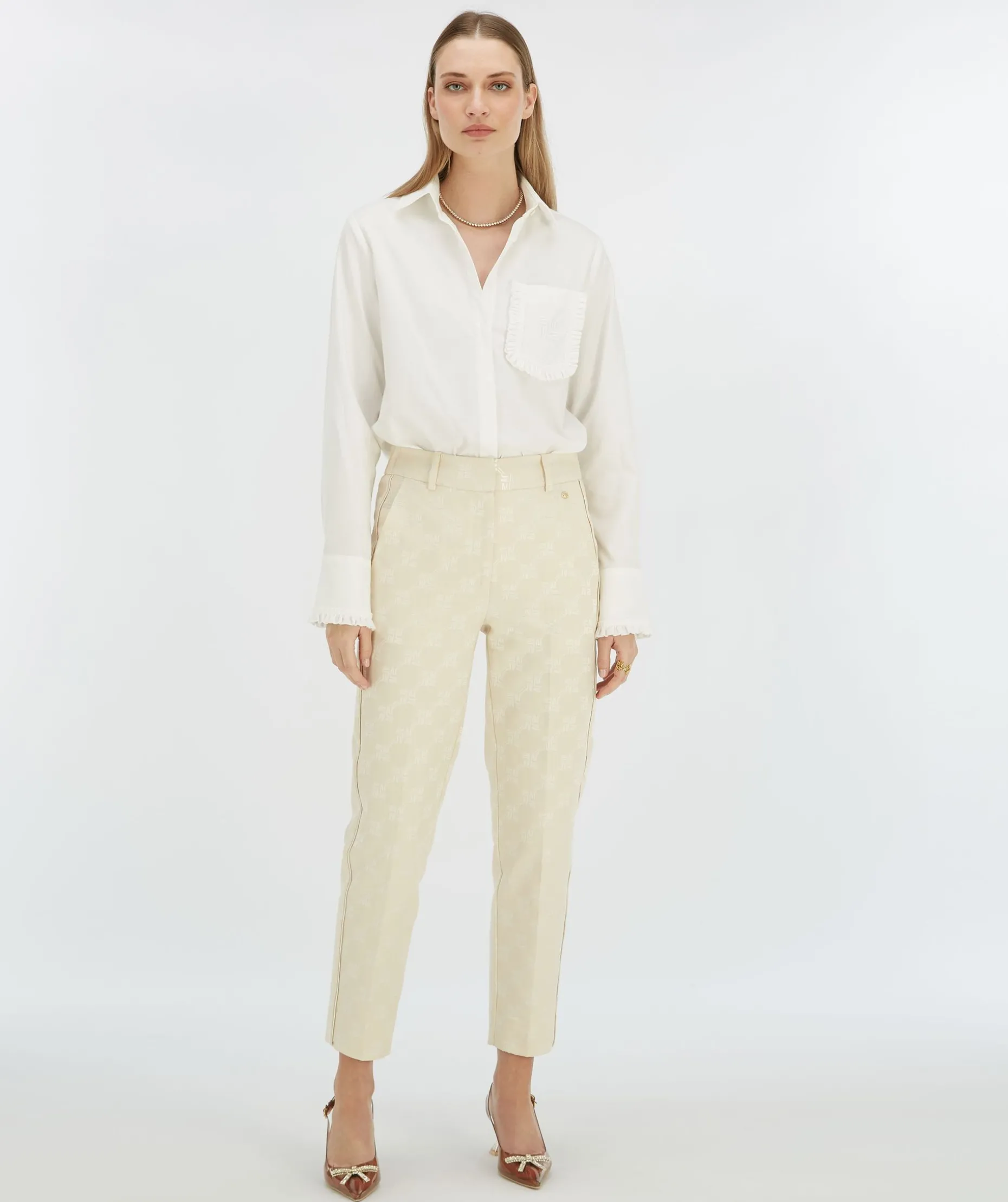 NIKITA slim fit pantalon met logoprint - ecru