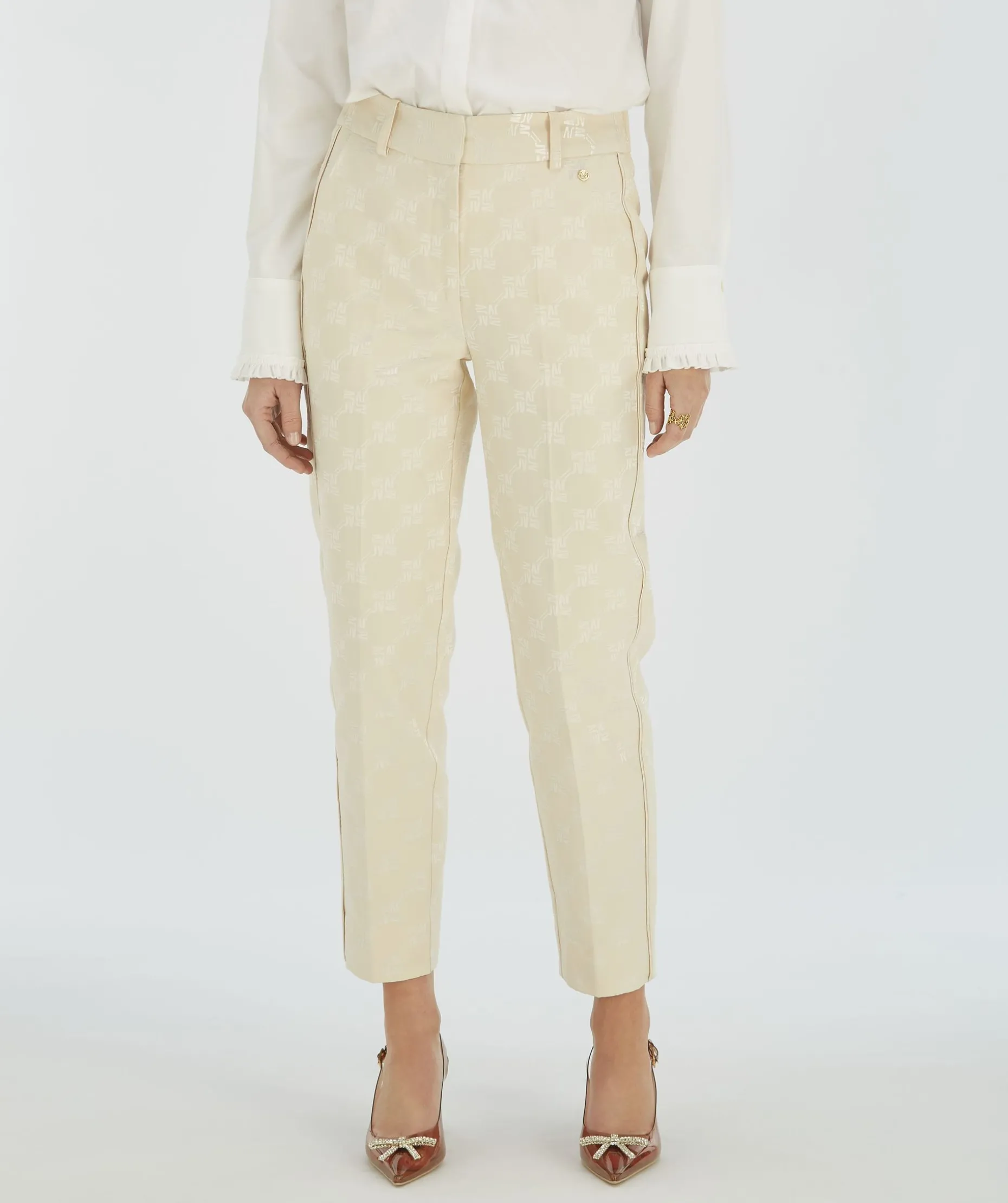 NIKITA slim fit pantalon met logoprint - ecru