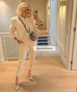 NIKITA slim fit pantalon met logoprint - ecru