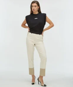SUE T-shirt met schoudervulling - black